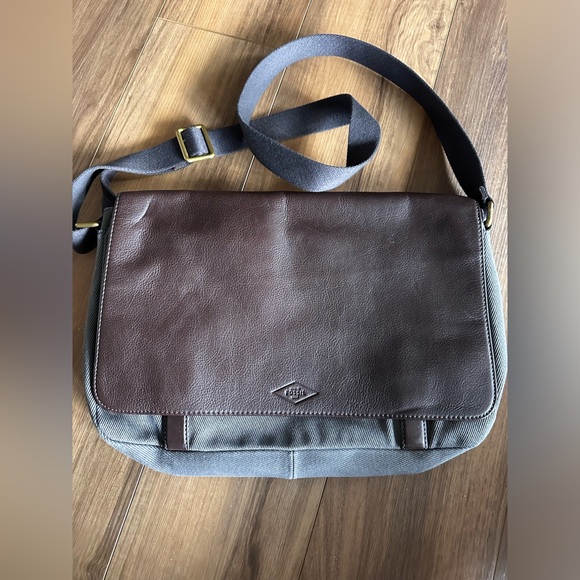 Fossil Aiden Leather And Canvas Messenger/Laptop Bag